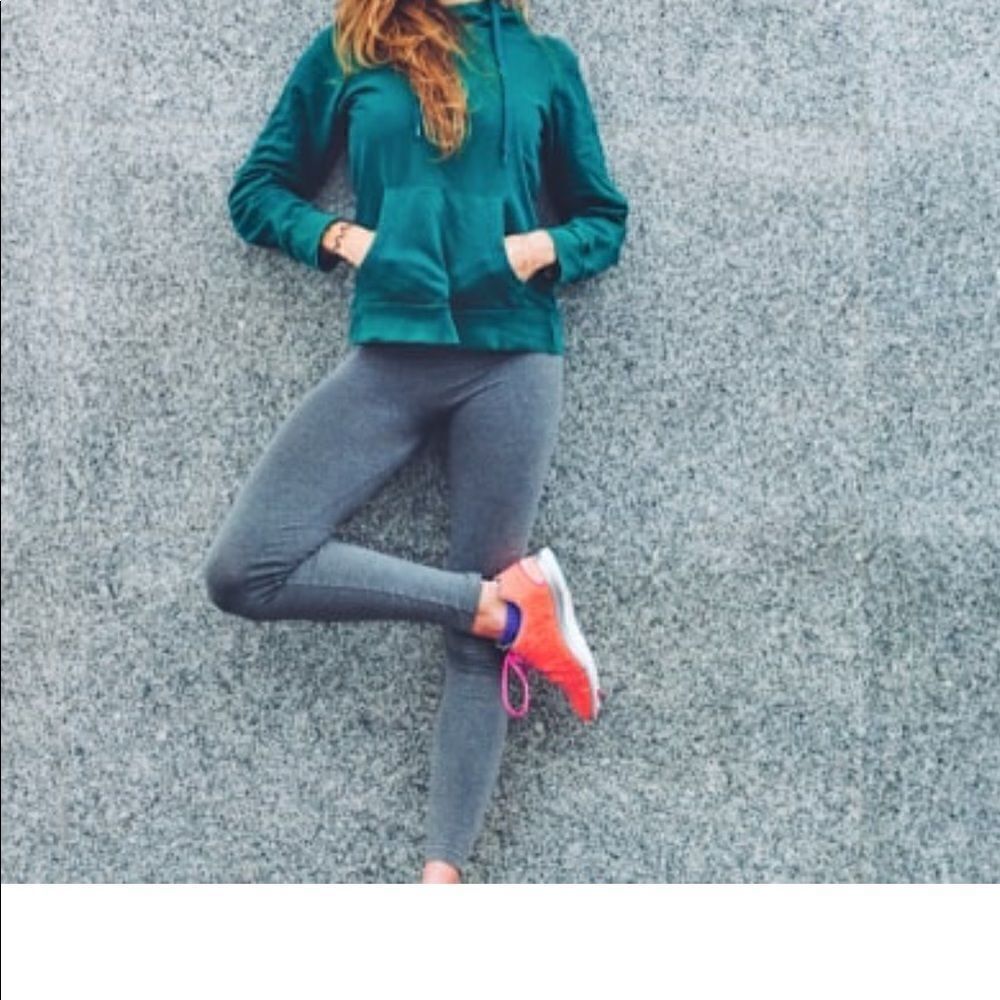 ATHLEISURE Athletic/Workout Casual Mystery Box - Picture 3 of 15